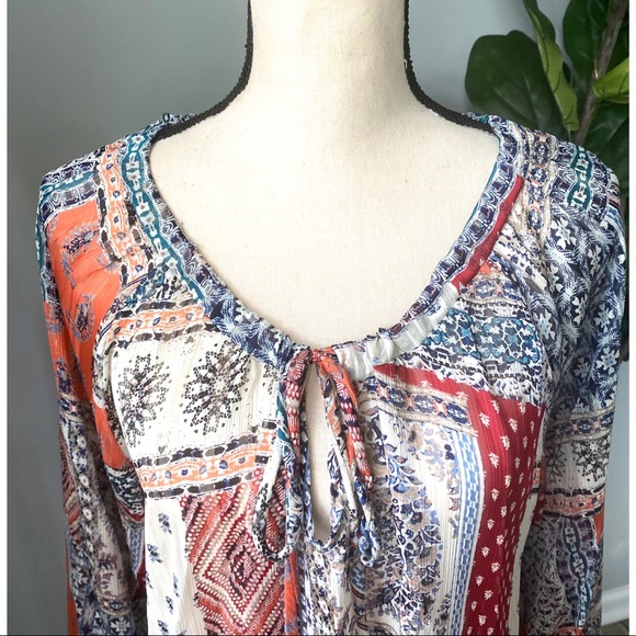 New✨ Printed long sleeve top - Picture 4 of 10